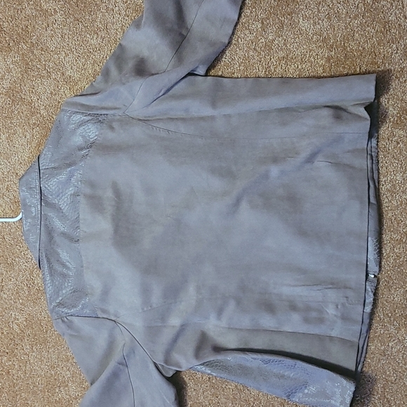 Jacket - Picture 4 of 7